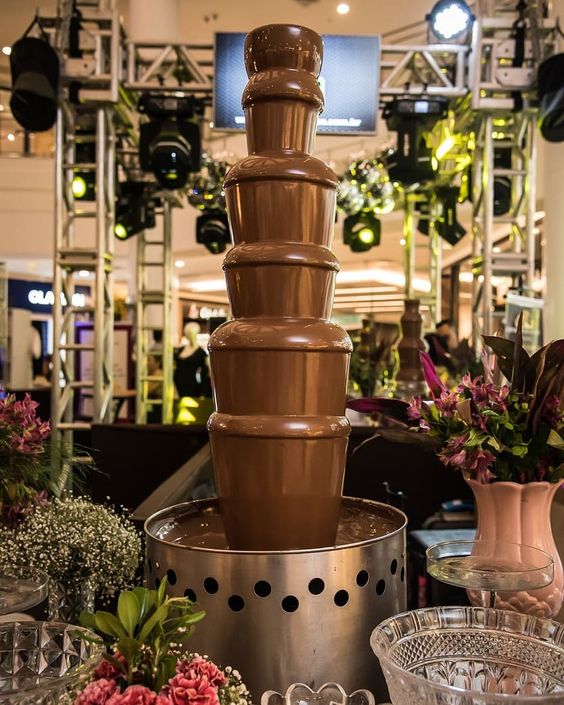 Chocolate Fondue Fountain