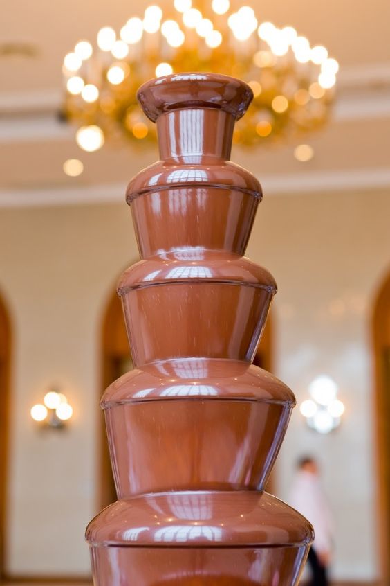 Chocolate Fondue Fountain