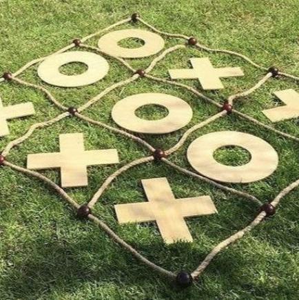 Giant Naughts & Crosses (Tic Tac Toe)